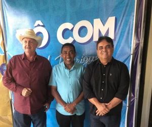 Dom Lotti desiste da disputa ao Senado para apoiar Joel Rodrigues