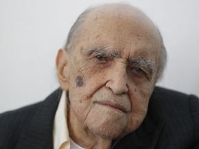 Oscar Niemeyer morre no Rio de Janeiro aos 104 anos de idade