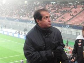 Sob os olhares de Muricy, Kashiwa bate Auckland e avança às quartas