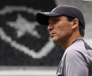 Nova queda aumenta pressão sobre Zé Ricardo no Botafogo