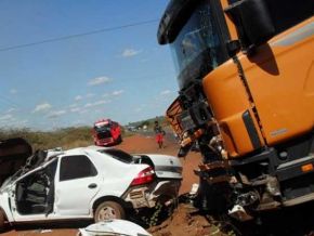 Colisão entre Scania e Prisma no interior do Piauí deixa vítima fatal