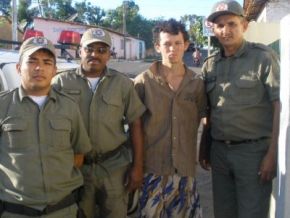 Jovem de 19 anos mata o próprio pai com golpes de instrumento de trabalho