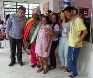 Unidade de Saúde Helvidio de Holanda Barros realiza carnaval dos idosos