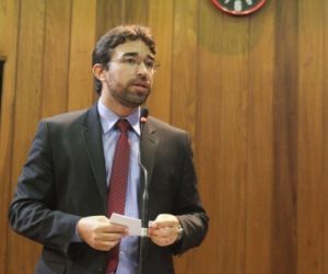 PL recomenda aleitamento materno em estabelecimentos públicos