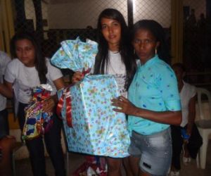 Professores promovem homenagem às mães em comunidade rural de Floriano