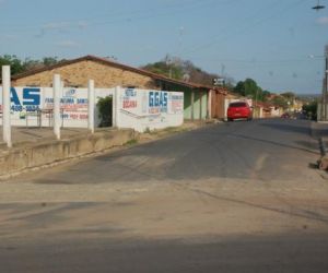 Secretaria de Infraestrutura continua a recuperação das valas