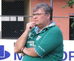 Luís Miguel não se abala com derrota e pede arbitragem imparcial na semi