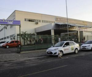 Vítima de acidente "foge" de hospital com perna fraturada