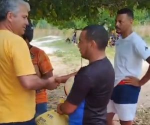 Maurício Bezerra apoia evento esportivo no bairro Meladão, em Floriano