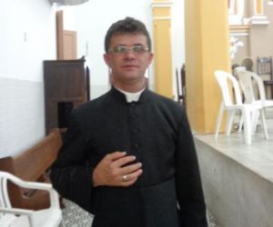Aldemar Pereira Lima é ordenado sacerdote