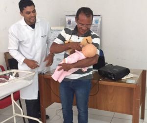 Gestantes participam de curso na Maternidade Evangelina Rosa