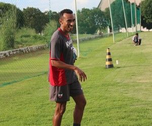 Eduardo fala em confiança e aposta no entrosamento para acesso à Série D