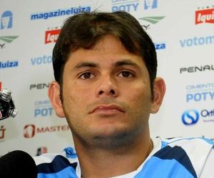 Otimista, Flávio Araújo justifica escolha de Júnior Xuxa: "Tem visão muito boa"