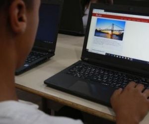 Bolsonaro sanciona lei de incentivo ao uso de tecnologia nas escolas