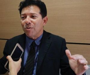 Romualdo Sena promete registrar plano de governo em cartório