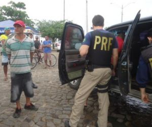 Homem é preso por embriaguez ao volante após causar acidente em Floriano
