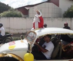 Armazém Paraíba lança campanha de Natal em Floriano e Barão de Grajaú