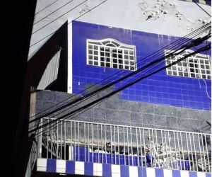 Varanda de apartamento desaba e deixa mulher ferida
