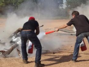 Bombeiros realizam curso de brigada de incêndio em Floriano