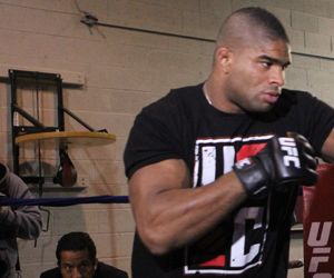 UFC anuncia duelo entre Overeem e Struve para card de 13 de dezembro