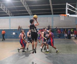 Itacor vence rival direto e divide ponta com IFPI no estadual de basquete