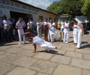 APAE de Floriano realiza abertura da Semana Nacional do Excepcional