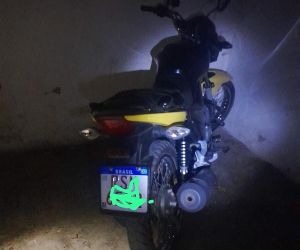 Polícia Militar de Floriano recupera motocicleta roubada em casa abandonada