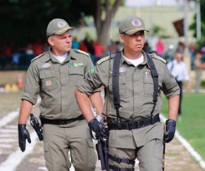 Comandante da PM vai para reserva dia 21 e pode complicar permanência no cargo