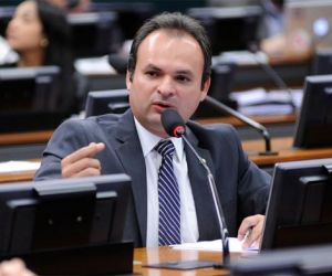Mainha reafirma apoio do PP a Temer e diz que acordo com PT no PI é firme