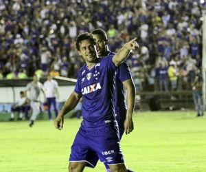 Atlético-MG pede suspensão do vínculo de Fred com o Cruzeiro em ação na CBF
