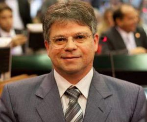 Alepi aprova requerimentos do Deputado Gustavo Neiva (PSB)