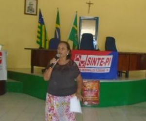 "Nós estamos em estado de greve", declara presidente do SINTE Regional Floriano