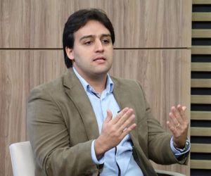 Direção do PDT espera conversar com governador para definir espaço