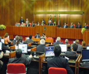 Deputados propõem emendas para regularização fundiária