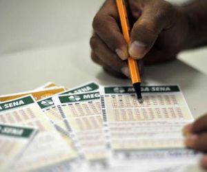 Mega-Sena acumula e deve pagar R$ 140 milhões neste sábado