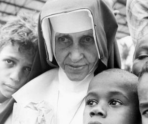 Irmã Dulce é canonizada e se torna primeira santa brasileira