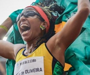Em Tóquio, Silvânia é bicampeã paralímpica no salto em distância