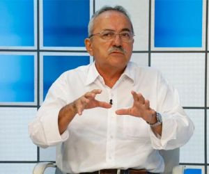 Átila descarta PSL e revela que partidos pode migrar caso saia do PSB