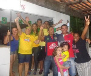 Torcedores de Floriano e Barão de Grajaú comemoraram vitória do Brasil