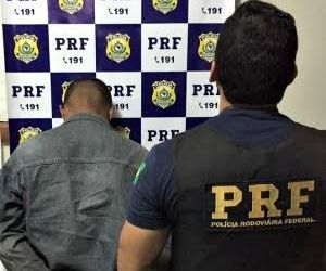 PRF prende em Floriano indivíduo com mandado de prisão em aberto