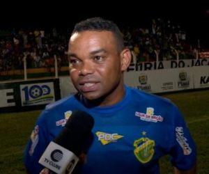 Carlinhos Bala cita título no Sport em novo time: "Experiência no mata-mata"