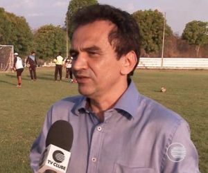 Para internautas, punição a Elizeu por mala branca foi dispensável