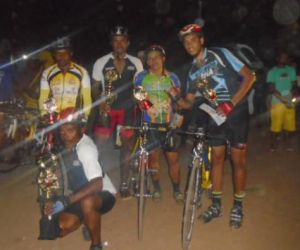 Atletas participam de mais uma edição da Corrida Ciclística do Pequi