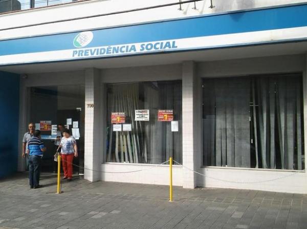 Com fim da greve, agências do INSS reabrem nesta semana