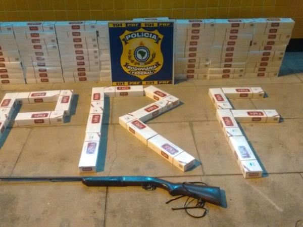 PRF apreende em Floriano duas mil carteiras de cigarros paraguaios dentro de ônibus