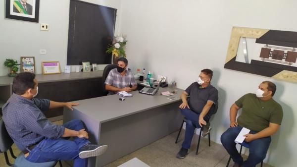 Floriano articula implantação de Unidade de Assistência de Alta Complexidade em Oncologia
