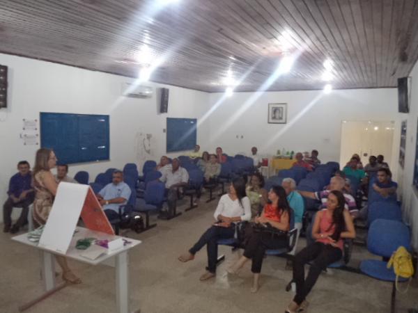 Encontro de capacita&ccedil;&atilde;o para funcion&aacute;rios da Agespisa e membros da CIPA.(Imagem:FlorianoNews)