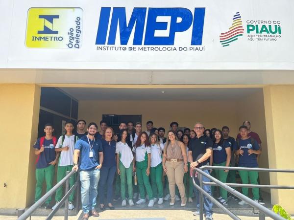 Imepi recebe visita de alunos do curso de metrologia do CEEP José Pacífico