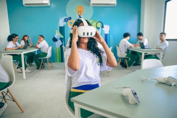 Governo do Piauí já entregou 200 escolas "padrão ouro" com infraestrutura completa