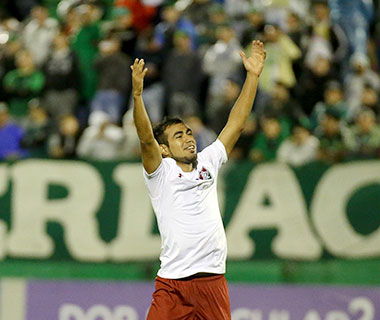 Fluminense quebra tabu e vence a Chape na Arena Condá